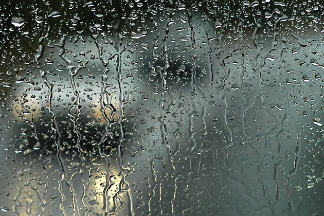 Resultado de imagen para lluvia en los vidrios